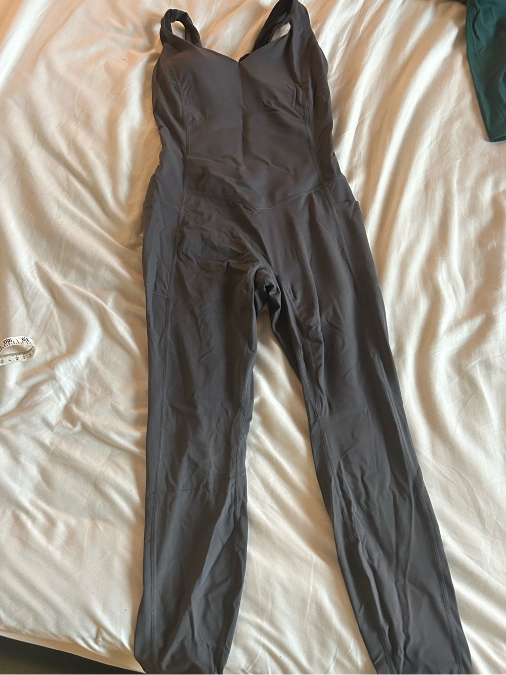 Halara UltraSculpt V Neck Scrunch Butt Jumpsuit Carbon Size M NWT